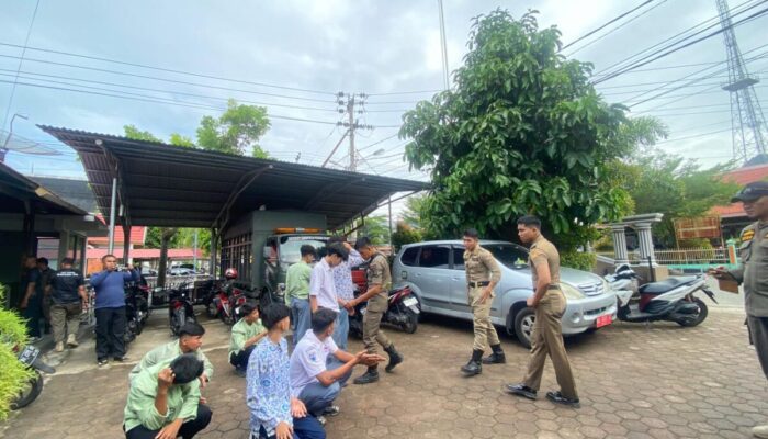 Pelajar Painan Bolos, Satpol PP Lakukan Penertiban di Warung
