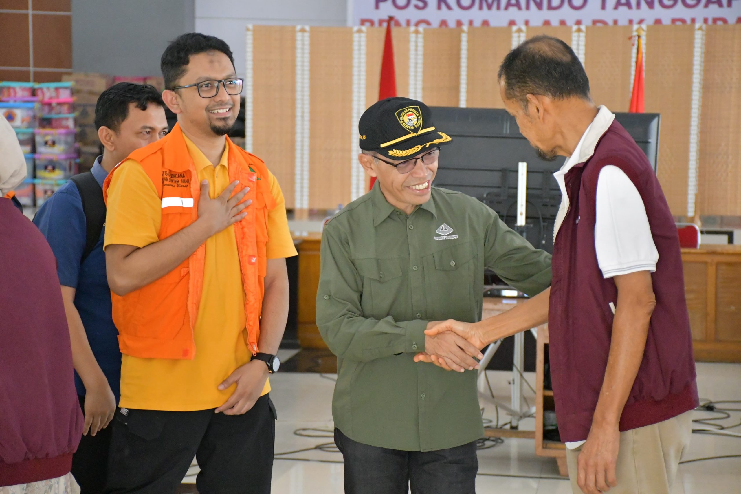 pdei-sumbar-kunjungi-agam,-fokus-layanan-kesehatan-dan-trauma-healing