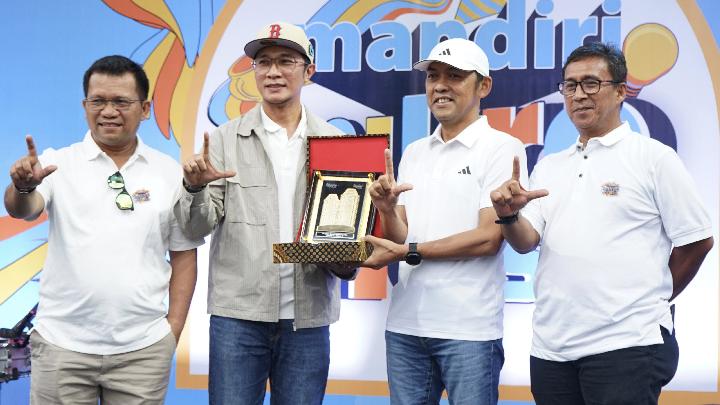transaksi-qris-umkm-naik-45-persen-di-mandiri-micro-fest-2025