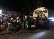 Banjir Padang, Semen Padang Kirim Air Bersih ke Warga