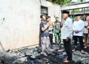 Padang Salurkan Bantuan, Korban Kebakaran Jati Terima Uluran