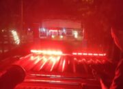 Bakery Padang Terbakar, Puluhan Petugas Padamkan Api Dini Hari