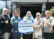 Palu Ulurkan Tangan, Bantu Padang Pulihkan Pendidikan