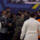 trenggono-pingsan-saat-upacara-pelepasan-korban-pesawat-atr