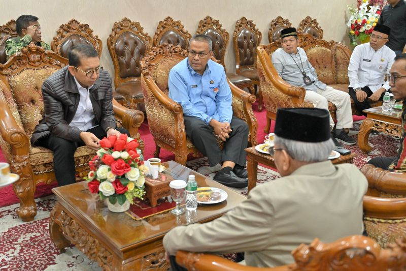 menteri-kebudayaan-ri-fadli-zon-bakal-hadiri-agenda-budaya-di-padang-pariaman