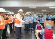 Wamenaker Minta Perusahaan Patuhi Norma Ketenagakerjaan di Tangerang
