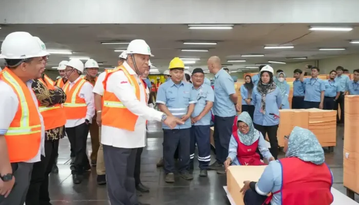 Wamenaker Minta Perusahaan Patuhi Norma Ketenagakerjaan di Tangerang