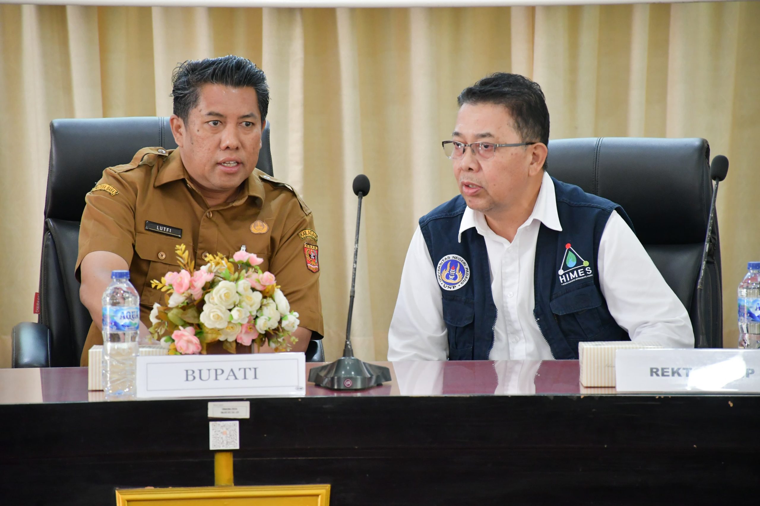 agam-terima-1-ton-solar-dari-olahan-sampah-plastik-hasil-kolaborasi-unp