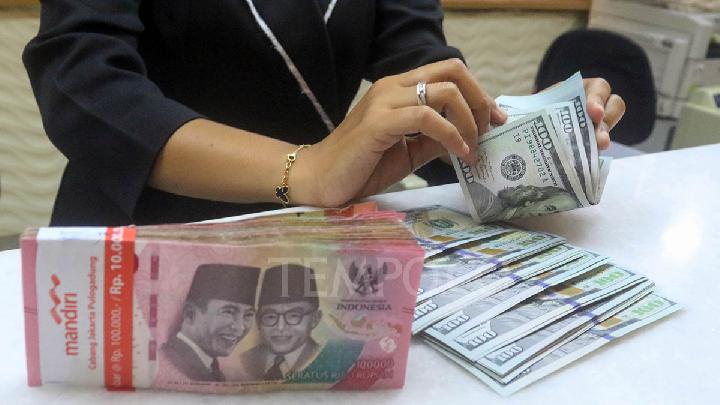 rupiah-melemah-terhadap-dolar-as-pada-perdagangan-sore-ini