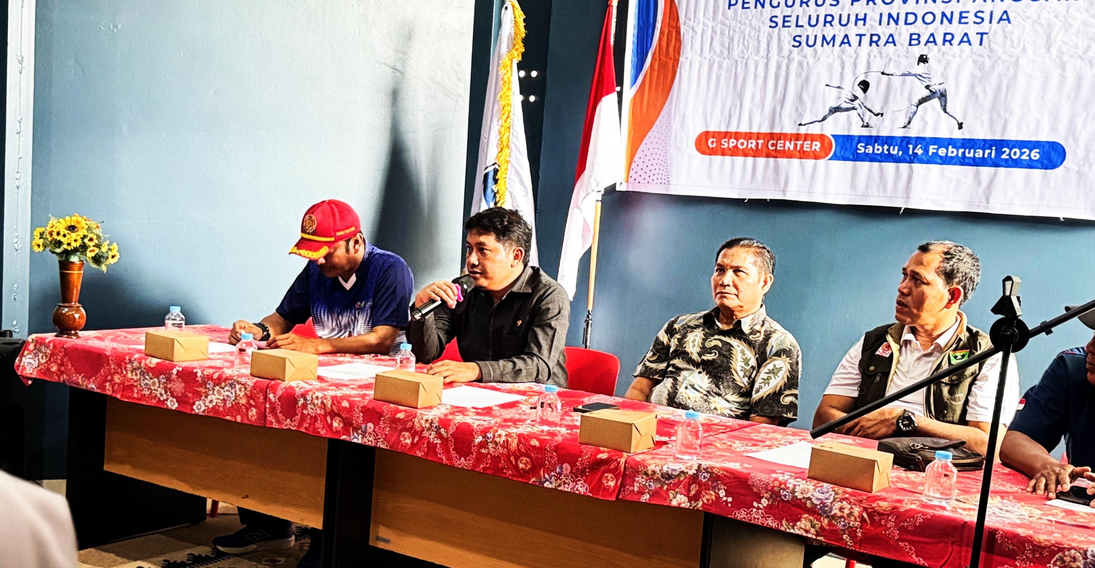 sutan-hendra-kembali-pimpin-ikasi-sumbar,-siap-hadapi-pon-beladiri-manado-2026