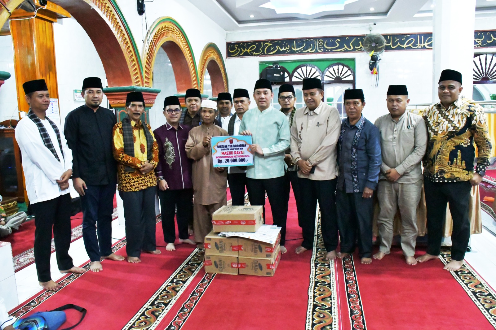tim-khusus-safari-ramadhan,-wakil-bupati-agam-kunjungi-masjid-raya-paninjauan