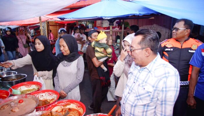 Bupati Tinjau Pasar Pabukoan, Pastikan Harga Stabil Ramadan