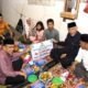 singgah-sahur-di-rumah-tak-layak-huni,-mahyeldi-salurkan-bantuan-bedah-rumah-untuk-warga-padang