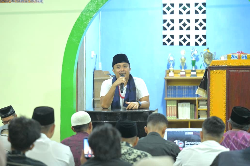 safari-ramadan-di-sipora-selatan,-vasko-ruseimy-dorong-percepatan-pembangunan-dan-infrastruktur