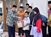 Baznas Agam Gelar Bukber, Salurkan Bantuan untuk Yatim Dhuafa