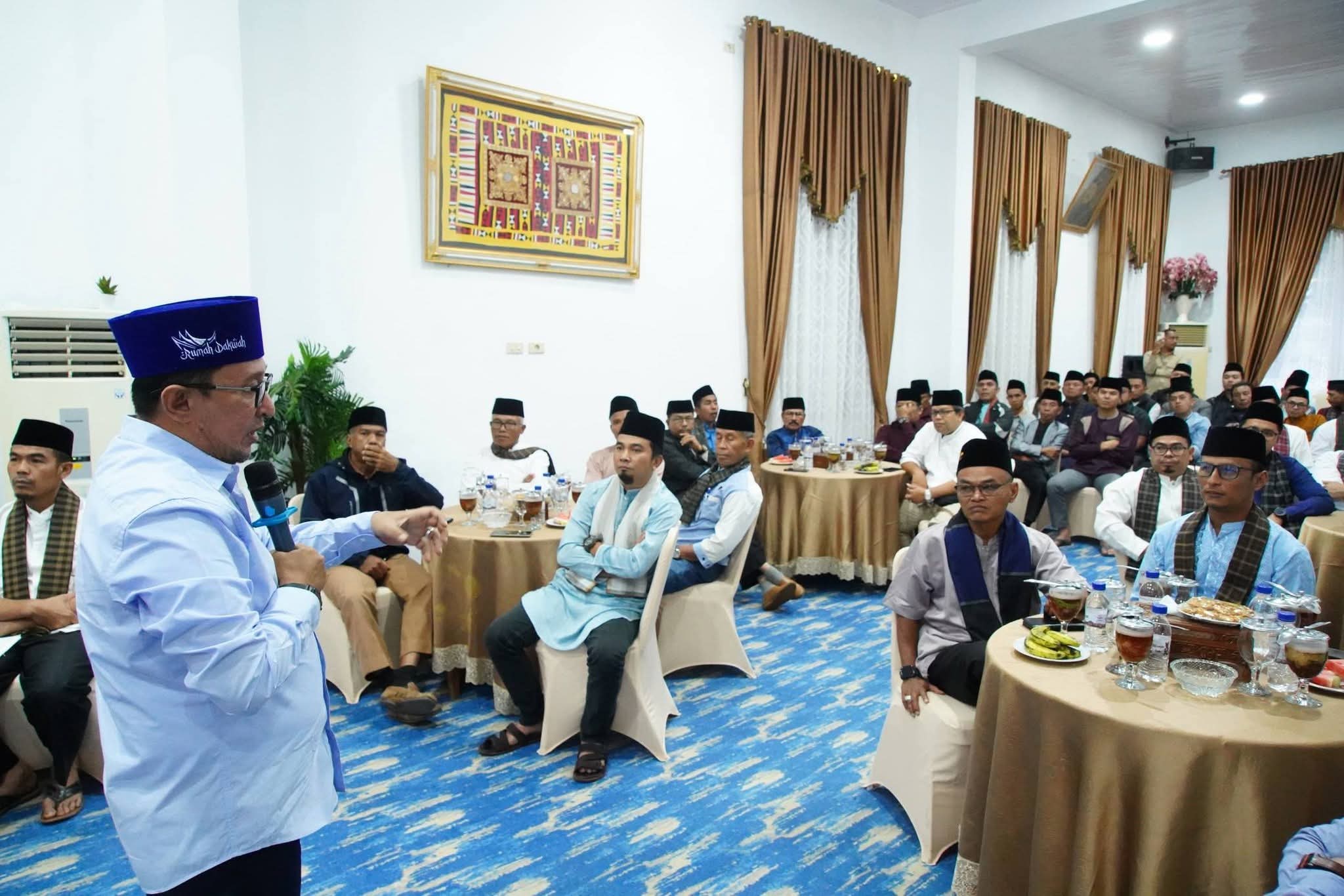 bupati-dan-wabup-tanah-datar-buka-puasa-bersama-wali-nagari
