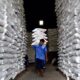 stok-beras-di-gudang-bulog-probolinggo-over-kapasitas