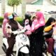 gow-agam-berbagi-takjil-dan-paket-lebaran-untuk-warga-huntara-tanjung-raya