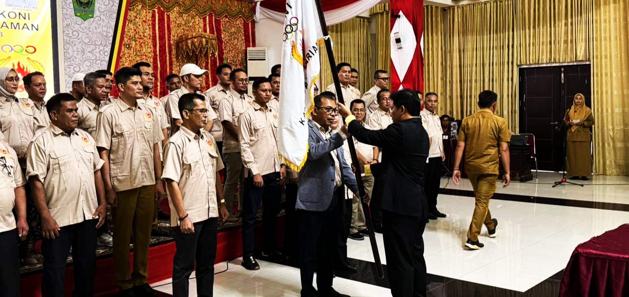 saat-pelantikan-pengurus-koni,-bupati-piaman-jka-berpesan,-bidik-juara-porprov-2026 