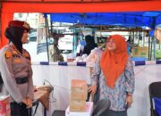 TP-PKK Agam Tinjau, Beri Semangat Petugas Posko Lebaran