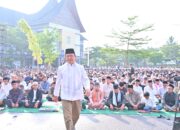 Ribuan Jamaah Salat Idul Fitri Padati Payakumbuh