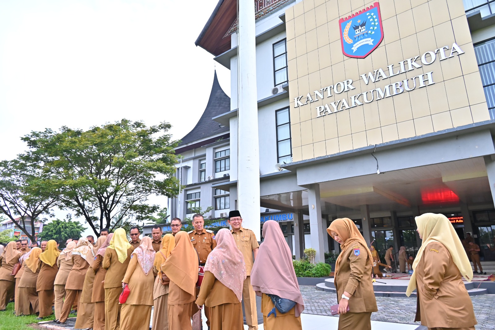 usai-saling-memaafkan,-asn-payakumbuh-diajak-kembali-disiplin-dan-bekerja-lebih-baik