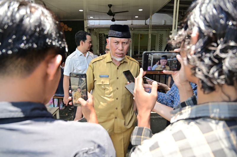 respons-isu-kenaikan-harga-bbm,-gubernur-mahyeldi-imbau-masyarakat-bijak-dan-jangan-panik