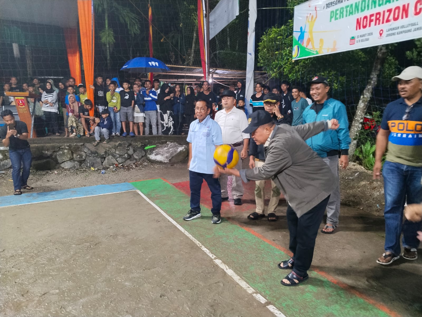 bupati-agam-hadiri-turnamen-volly-ball-nofrizon-cup-2026-di-bayua