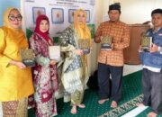 Bundo Kanduang DKI Jakarta Wakafkan Al-Qur’an ke Pesantren Padang