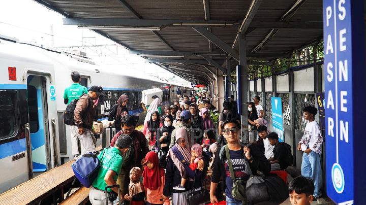 kai-melayani-5-juta-penumpang-periode-angkutan-lebaran