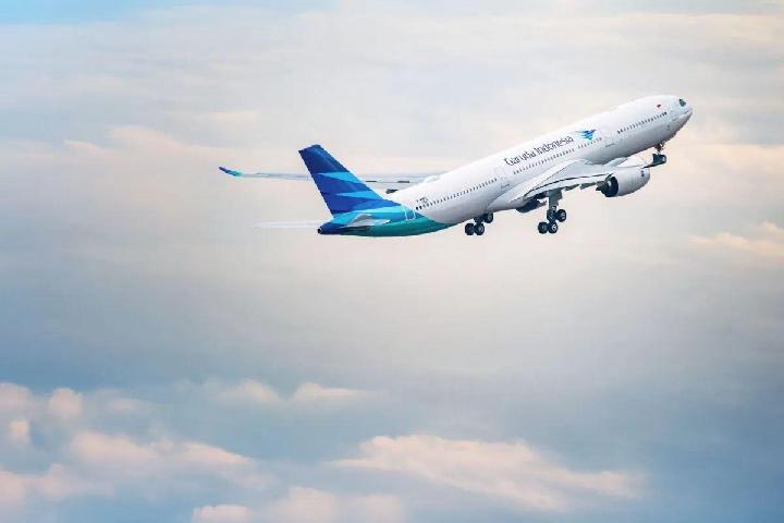 garuda-indonesia-akan-naikkan-harga-tiket-pesawat
