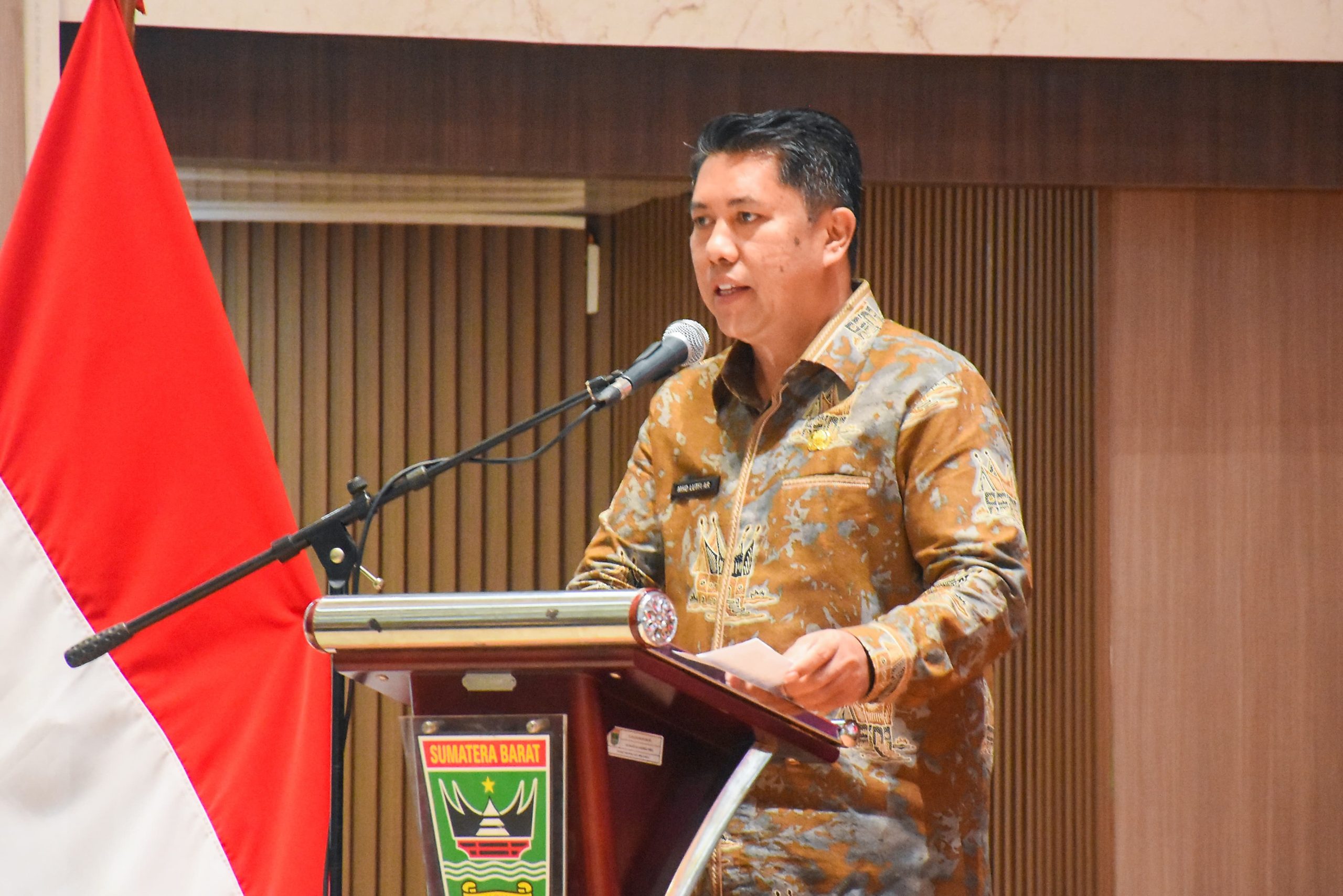 pulihkan-kondisi-danau-maninjau,-penetapan-zonasi-langkah-fundamental,