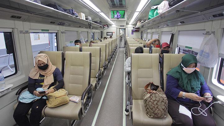 kai-luncurkan-ka-sangkuriang-relasi-ketapang-bandung-2-mei