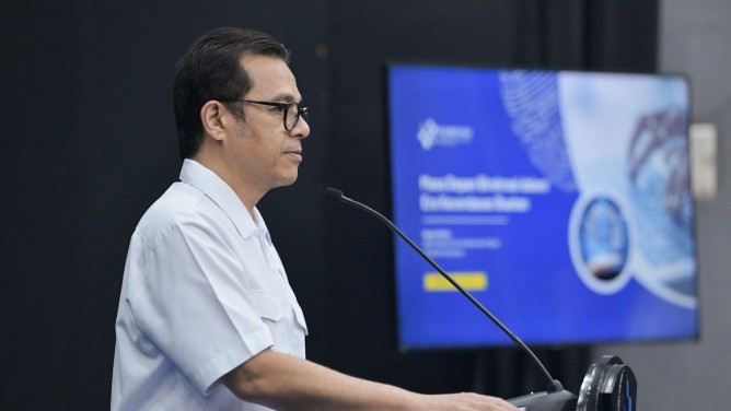 Wakil Menteri Komunikasi dan Digital Nezar Patria menegaskan generasi muda tidak cukup hanya memahami teknologi.