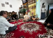 Rahmat Saleh Kunjungi Keluarga Korban Hilang di Padang