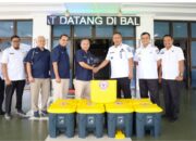 Wali Kota Pariaman Terima Bantuan Tong Sampah Terpilah