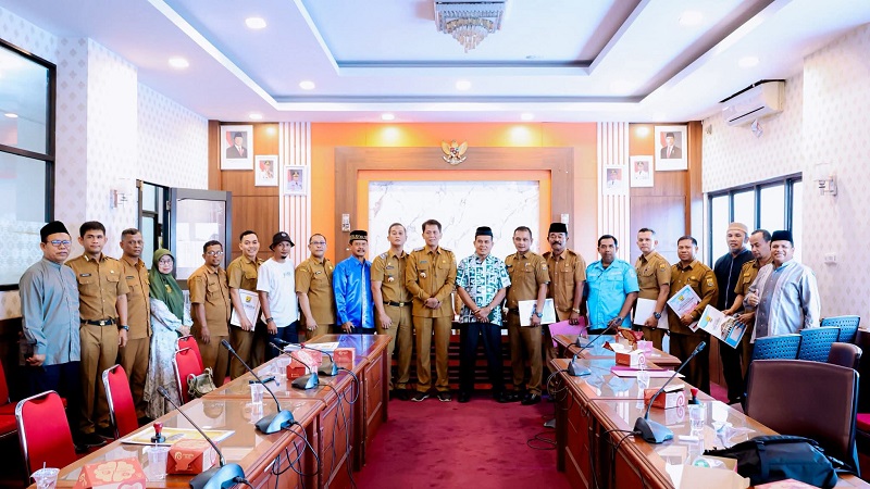 15-kepala-desa-di-pariaman-teken-kerja-sama-program-kader-hafiz-alquran