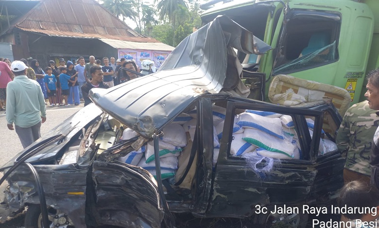 polresta-padang-usut-kecelakaan-beruntun-tewaskan-empat-orang-di-padang-basi