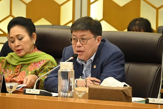 dpr-minta-pemerintah-samakan-perlakuan-angkutan-pupuk-subsidi-dengan-bbm-di-wilayah-bencana