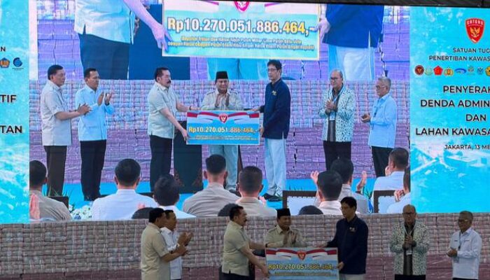 Jaksa Agung Serahkan Rp10,2 Triliun dan Lahan Hutan ke Negara