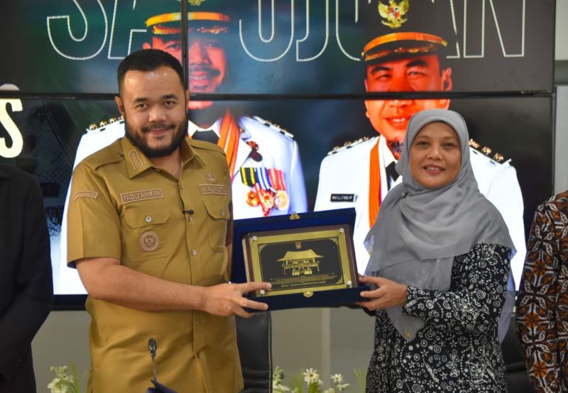 fadly-amran-gandeng-itp-dukung-program-padang-juara-dan-pengembangan-sdm-kota-padang