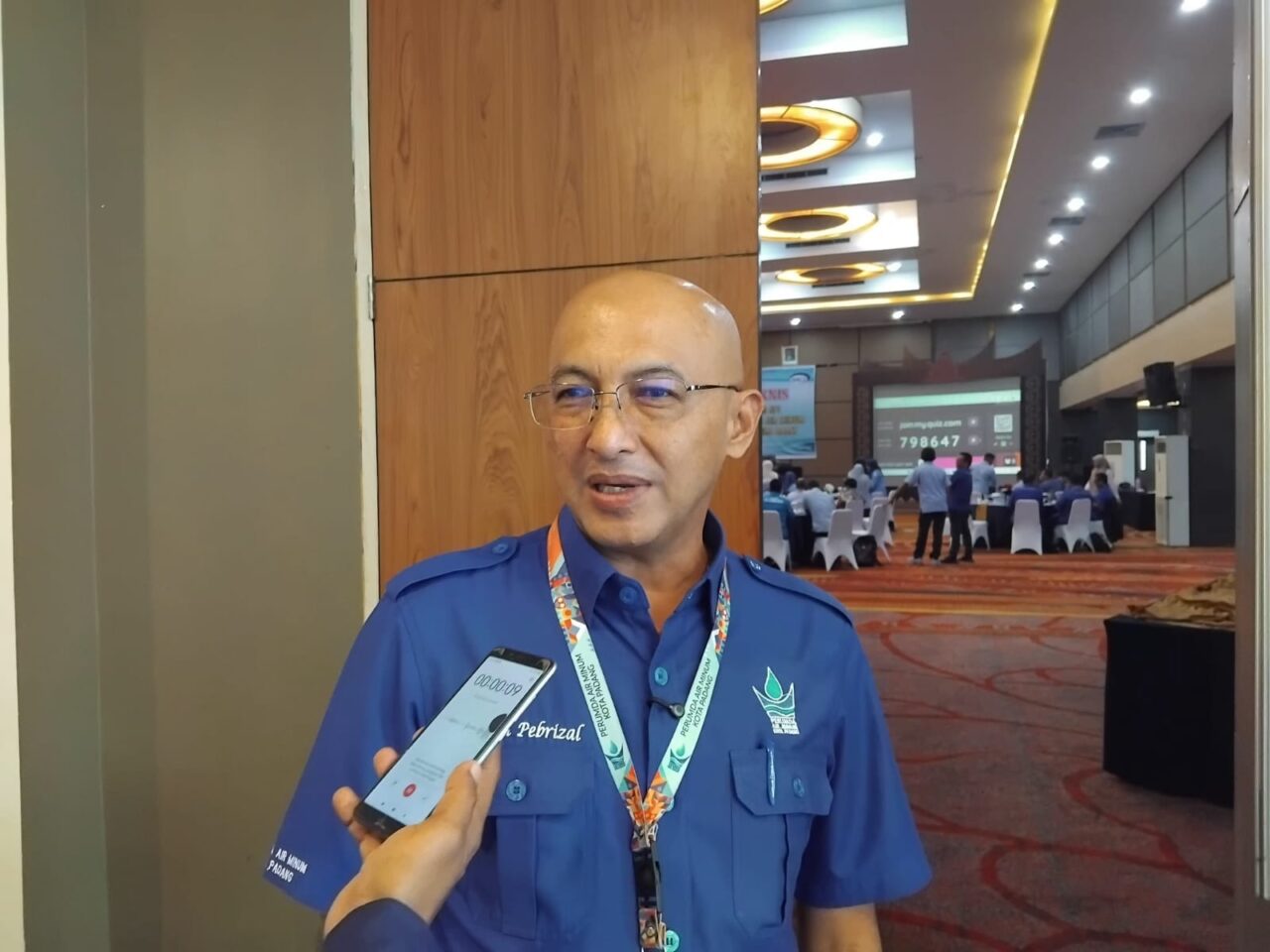 perpamsi-gelar-bimtek,-hendra-pebrizal-targetkan-seluruh-pdam-di-sumbar-sehat-dan-profesional