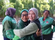 Laznas PPPA Daarul Qur’an Salurkan Daging Qurban bagi Pengemudi Ojol