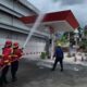 PT Pertamina Patra Niaga Regional Sumatera Bagian Utara (Sumbagut) menggelar simulasi penanggulangan keadaan darurat dengan skenario kebakaran sepeda motor di SPBU 14.251.520, Jalan By Pass Tanjung Aur, Kecamatan Koto Tangah, Kota Padang, Rabu (6/5/2026).