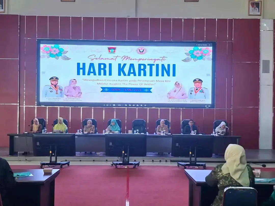 Pelatihan interaktif dan self-care clinic bertajuk "Awaken the Power Within" yang digelar di Aula Bagindo Aziz Chan, Balai Kota Padang, Senin (18/5/2026).