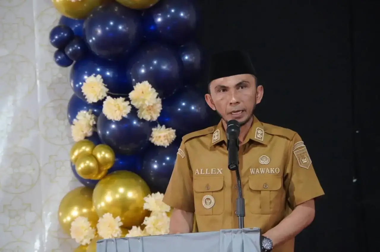 uasana khidmat dan penuh haru mewarnai pelaksanaan Wisuda Tahfiz XI dan Haflah Akhirussanah angkatan X SDIT Ma’arif Padang Panjang yang digelar di Hotel Aulia, Selasa (19/5/2026).