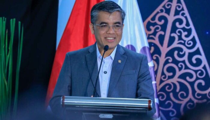 Menaker Gratiskan Sertifikasi Kompetensi bagi Alumni MagangHub