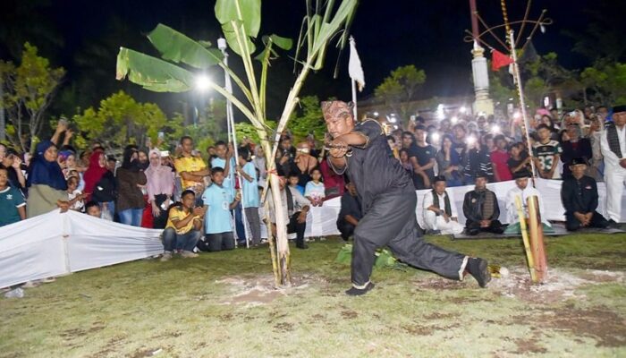 Pariaman Gelar Prosesi Manabang Batang Pisang dengan Skema Lokasi Baru