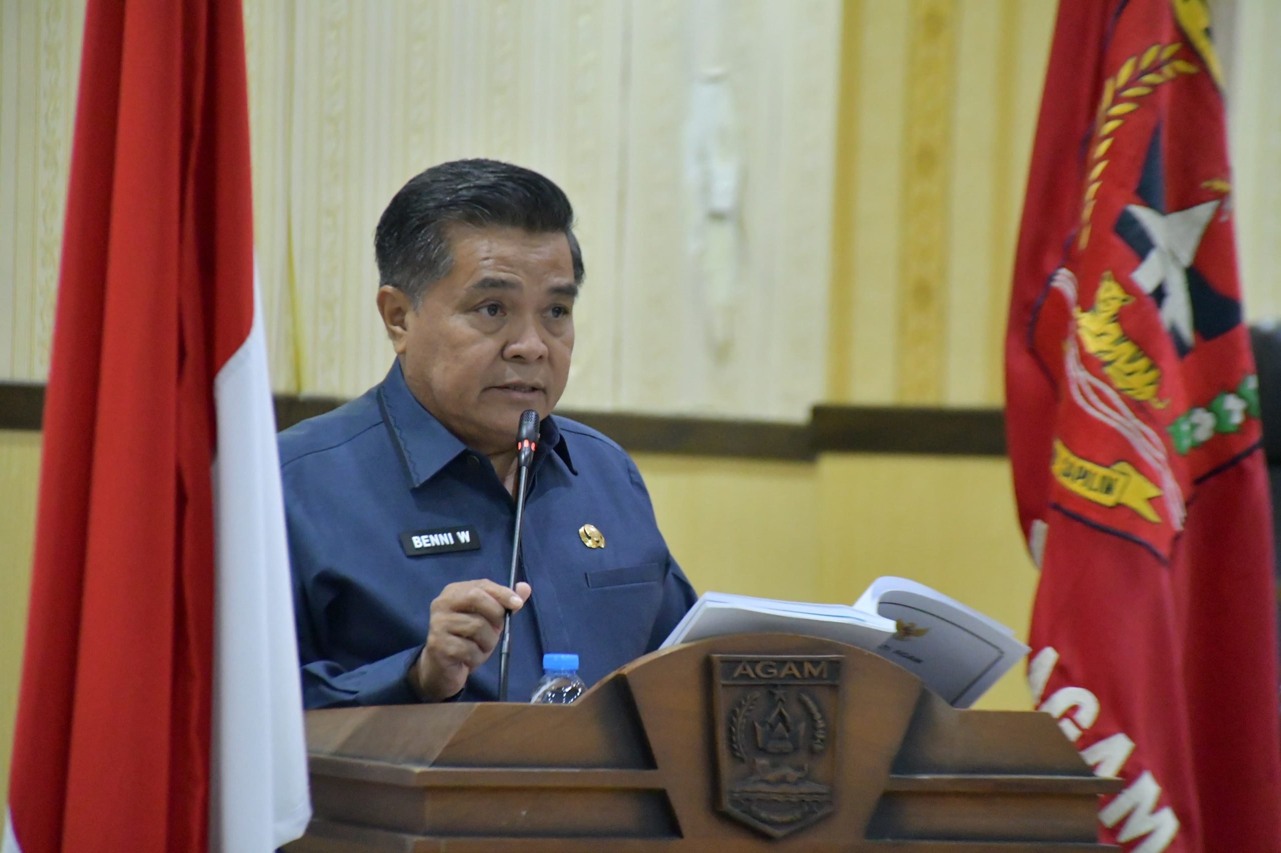 bupati-agam-sampaikan-jawaban-atas-pandangan-umum-fraksi-dprd-terhadap-ranperda-pertanggungjawaban-apbd-2025