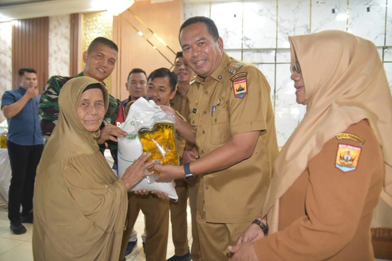 9.938-kpm-di-kota-pariaman-terima-bantuan-pangan-dari-pemerintah-pusat